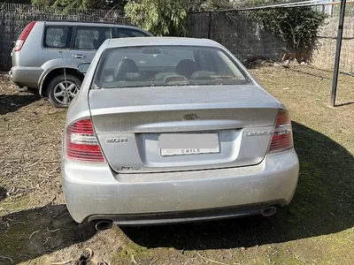 Subaru Legacy 2.0 R en desarme