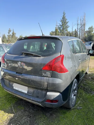 PEUGEOT 3008 LIMITED HDI 1.6 AUT 2013 en desarme