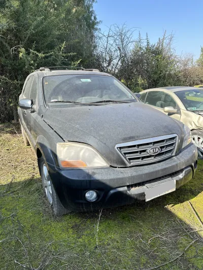KIA SORENTO 4X4 2.5 AT 2007 en desarme