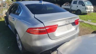 JAGUAR XE 2.0 2017 en desarme